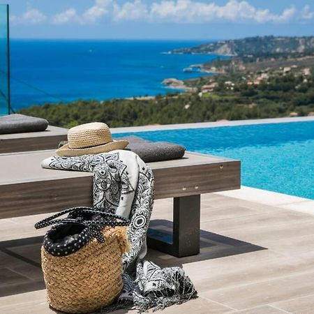 Color Villas-New Villa Green At Trapezaki With Private Pool Mousata Esterno foto
